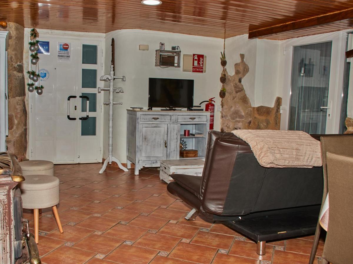 Ferienwohnung Casa A Coruxa San Salvador de Poio Exterior foto