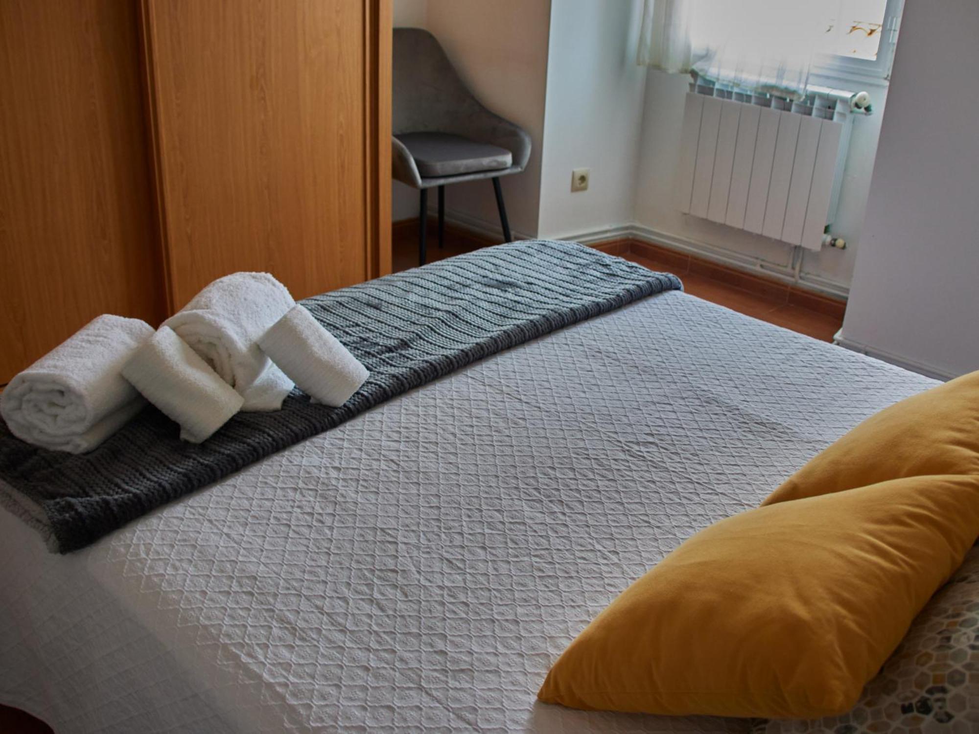 Ferienwohnung Casa A Coruxa San Salvador de Poio Zimmer foto